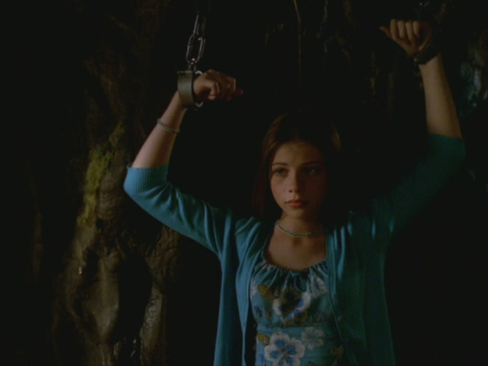 Michelle Trachtenberg chained - Buffy - Real Me picture
