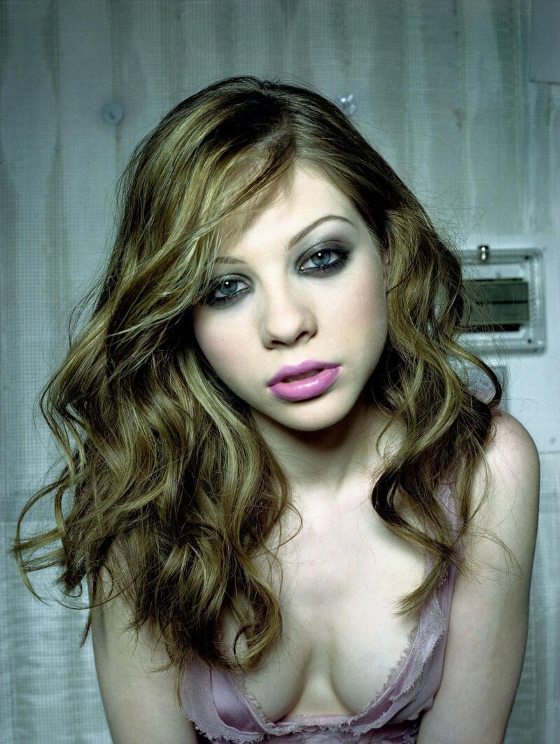 Michelle Trachtenberg picture