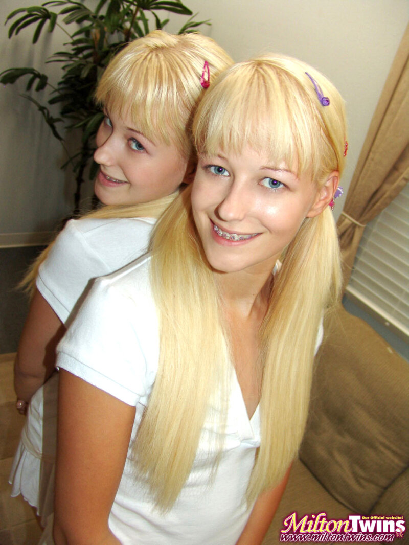 Milton Twins - Twins Smiles picture