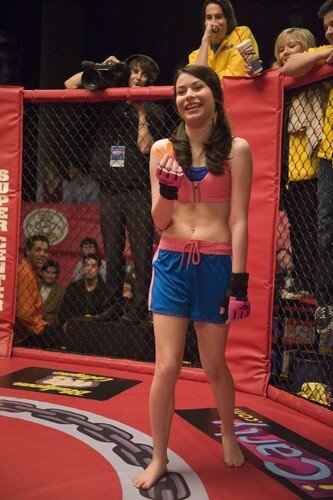 Miranda Cosgrove as a sexy boxer picture