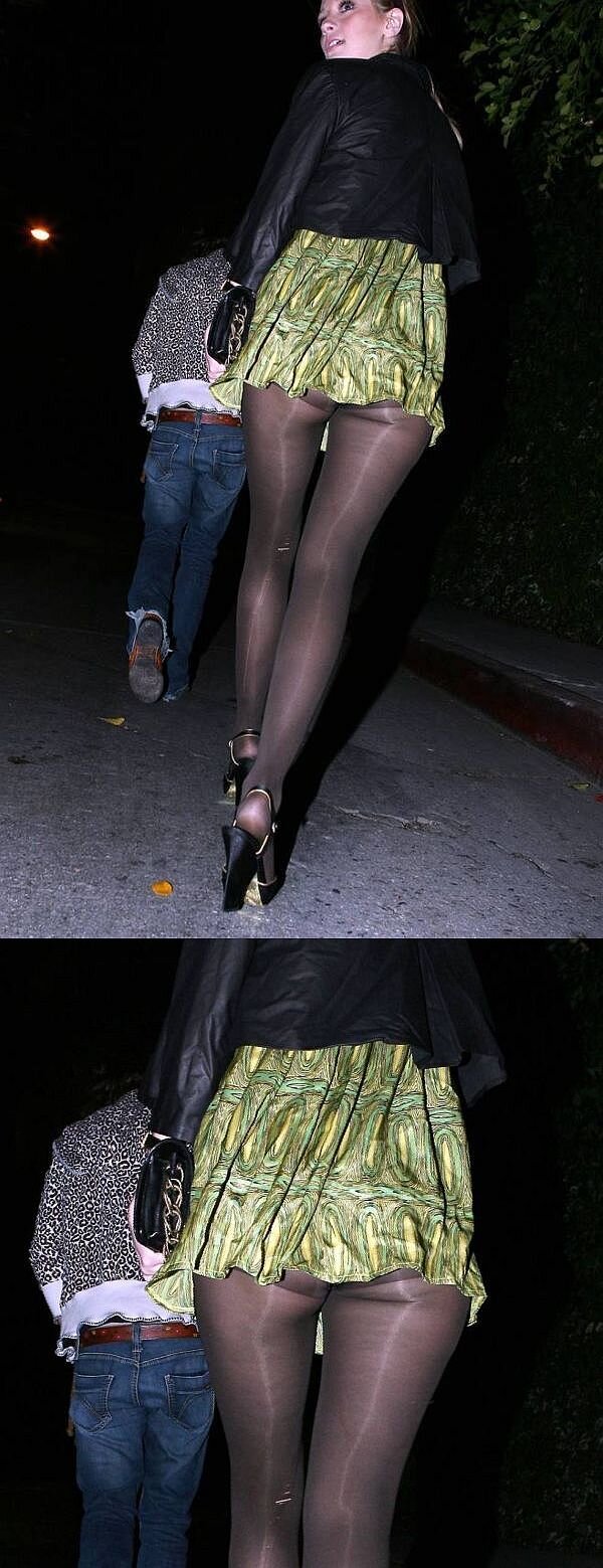 Mischa Barton Upskirt From The Rear picture