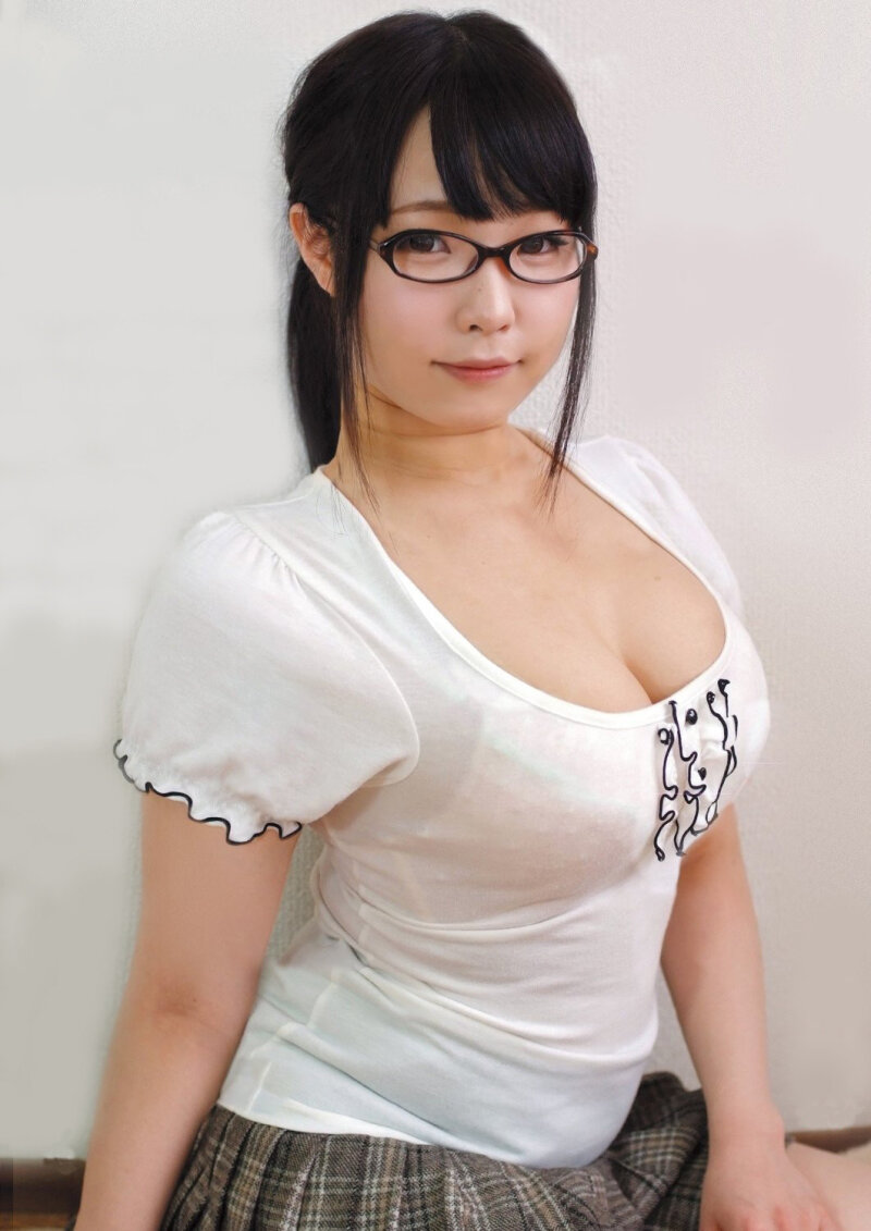 Yui Mizuki (水城唯) picture