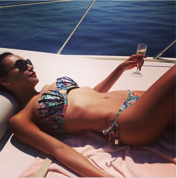 naya rivera yacht bikini picture