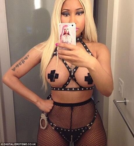 Nicki Minaj picture