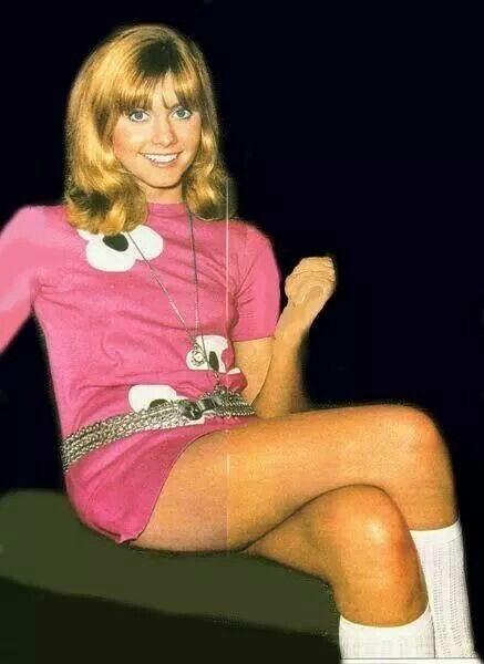 TEEN - OLIVIA NEWTON-JOHN picture