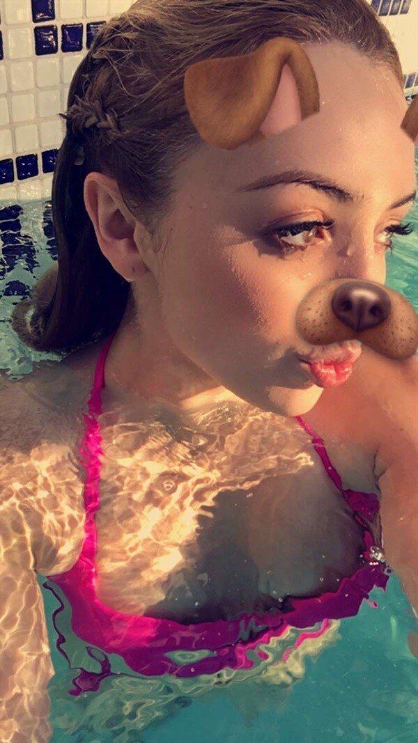 Peyton list is looking sexy as hell with big boobs and cleavage in pink bikini picture