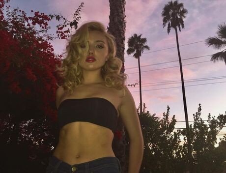 Peyton list is looking sexy as hell with big boobs picture