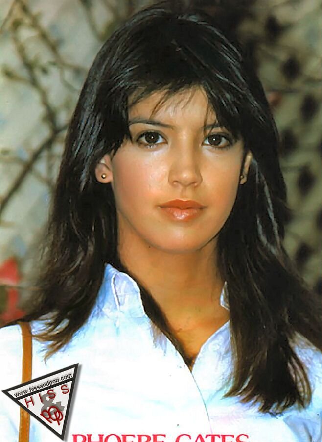 Phoebe Cates picture