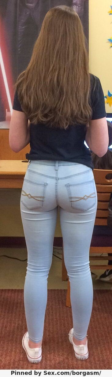 Perfect teen ass!!! picture