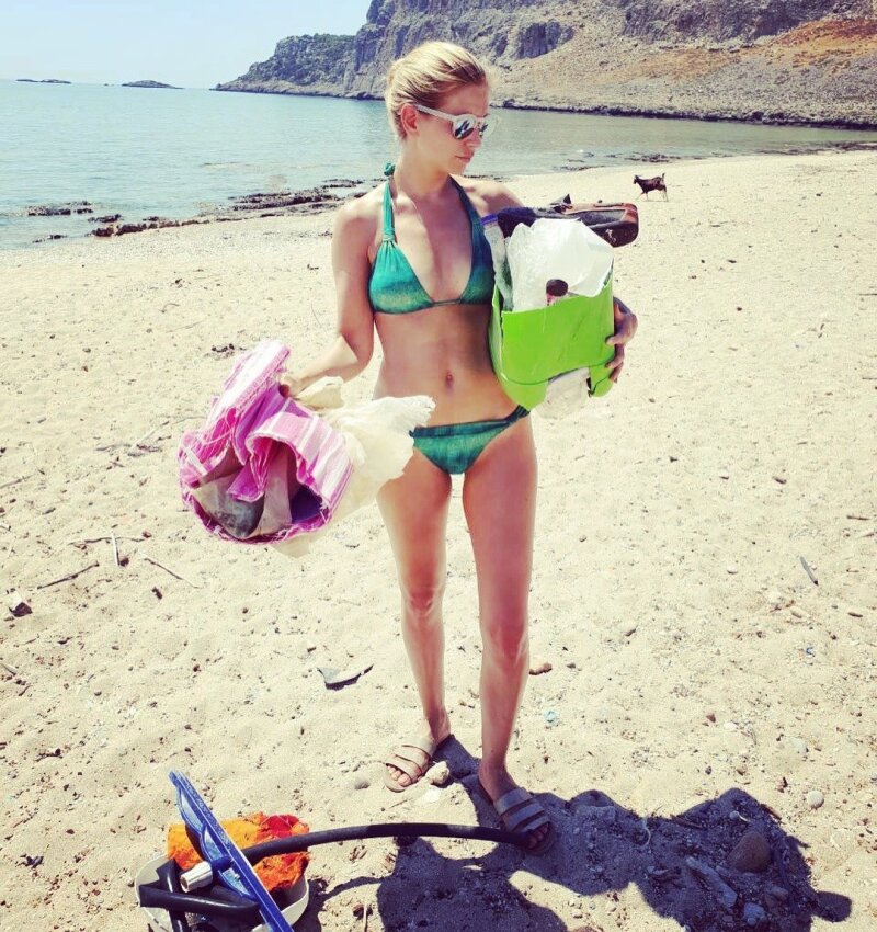 Rachel Riley Bikini picture