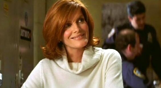Rene Russo as Catherine Banning in The Thomas Crown Affair picture