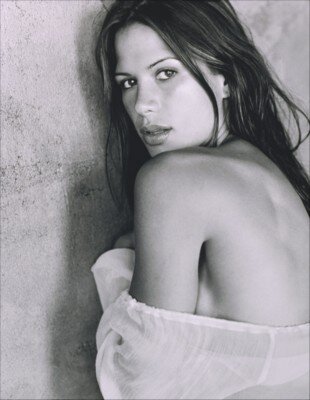 Rhona Mitra picture