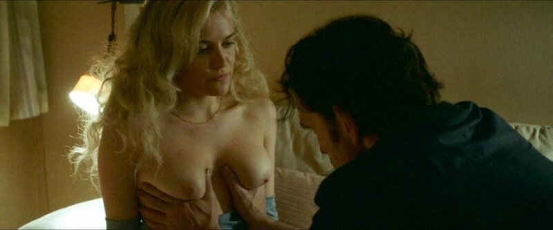 Riley Keough Topless Scene from ‘The House that Jack Built’ picture