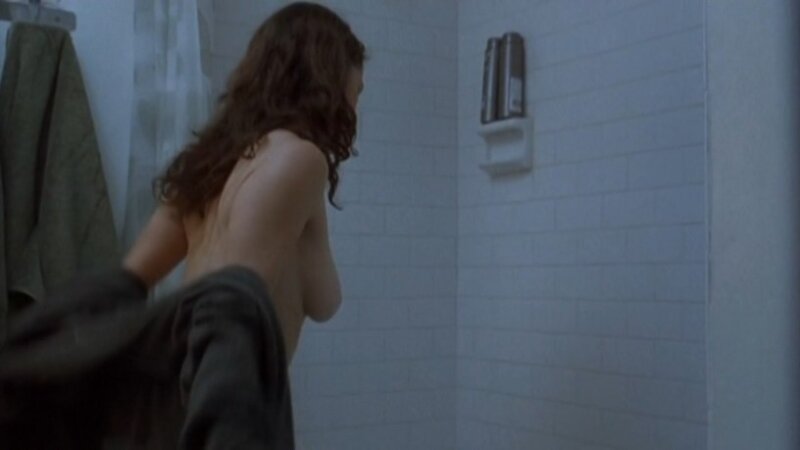 tetas famosas: La famosa actriz estadounidense de tetas naturales Robin Tunney desnuda en la película Open Window picture