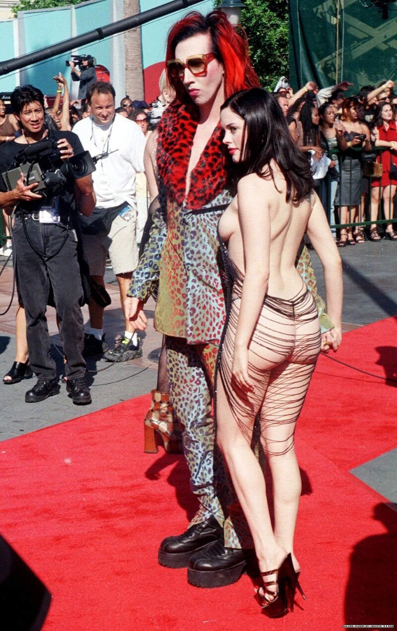 Rose McGowan at the MTV Music Awards picture