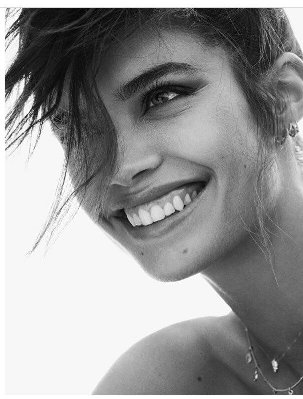 Sara Sampaio picture