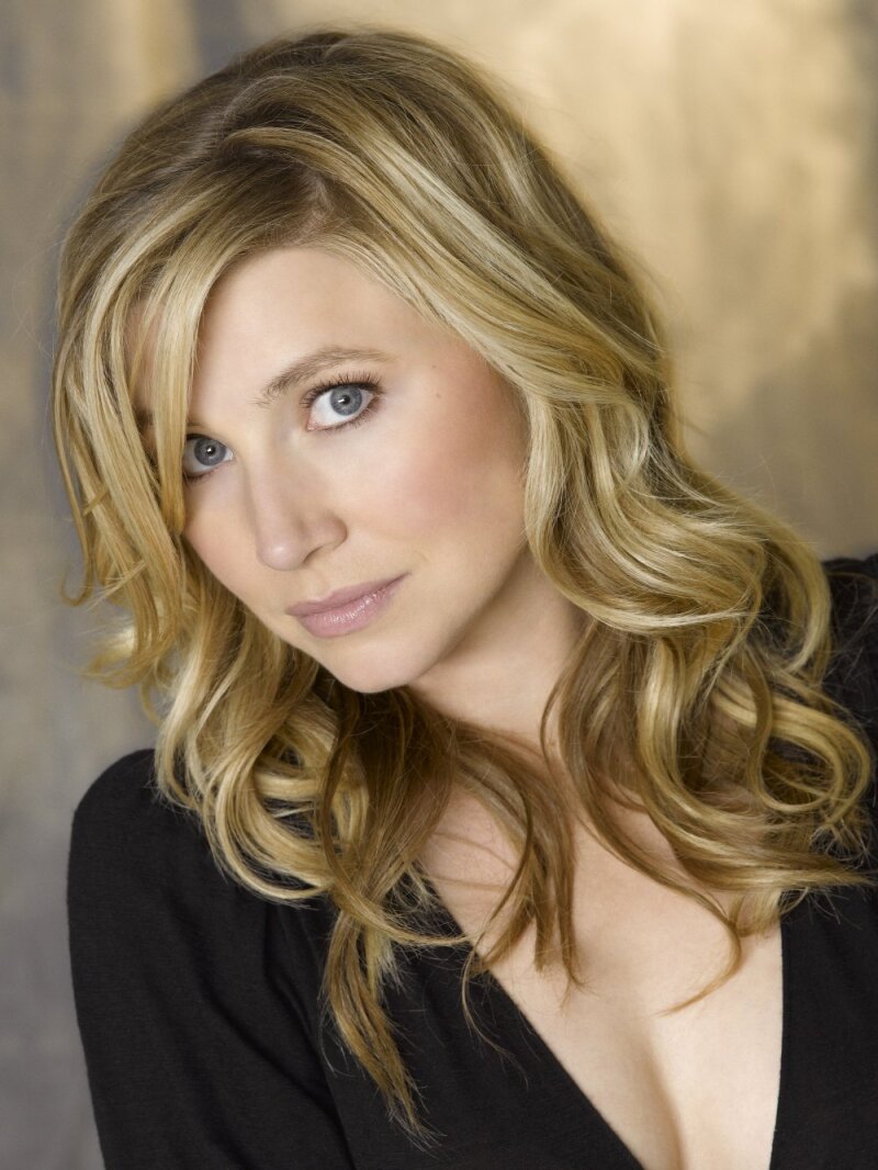 2A-1: Sarah Chalke: Fucking goddess. picture