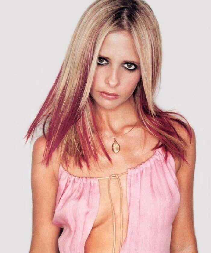 Sarah Michelle Gellar toujours aussi torride depuis Buffy contre les vampires picture