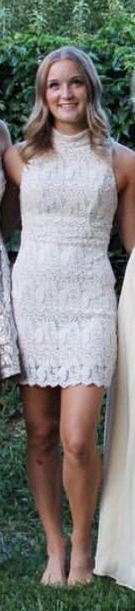 Sarah Herod is looking sexy as hell in white laced dress picture