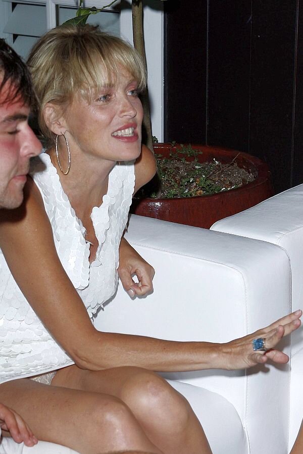 Sharon Stone Panty Upskirt picture