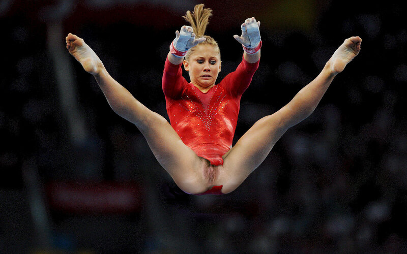 Shawn Johnson oops picture