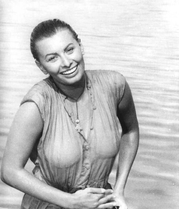 Sophia Loren in Boy on a Dolphin (1957) picture