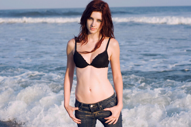 Susan Coffey looking sexy! picture