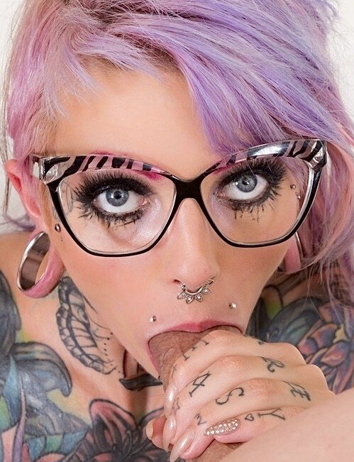 Sydnee Vicious Exciting Inked Deepthroat picture