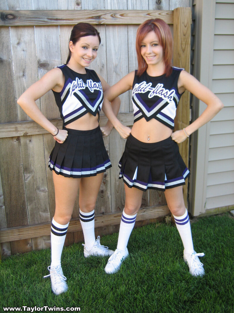 Taylor Twins: cheerleader picture
