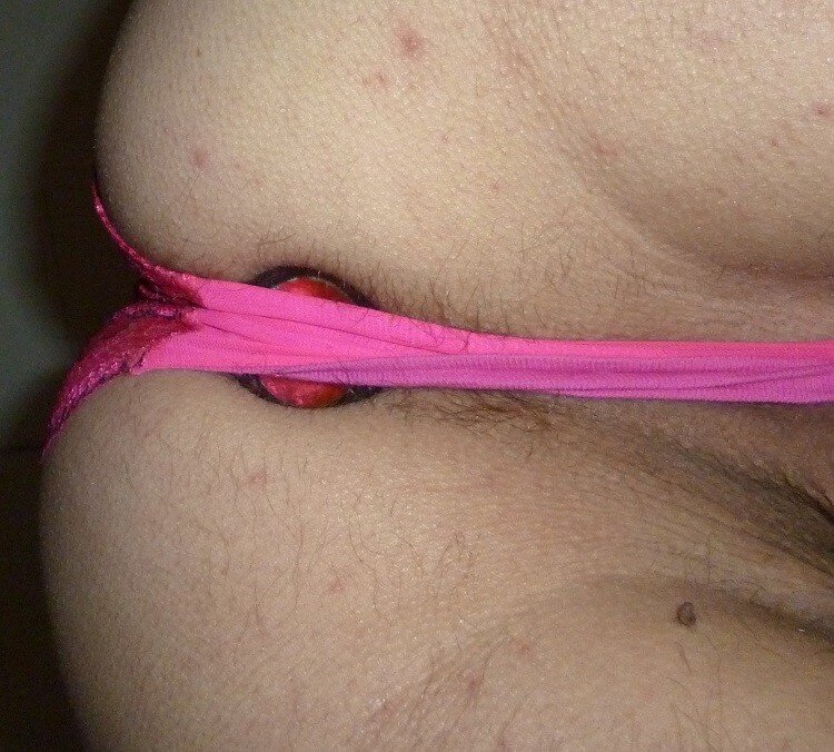 Victoria plugged in pink panties picture