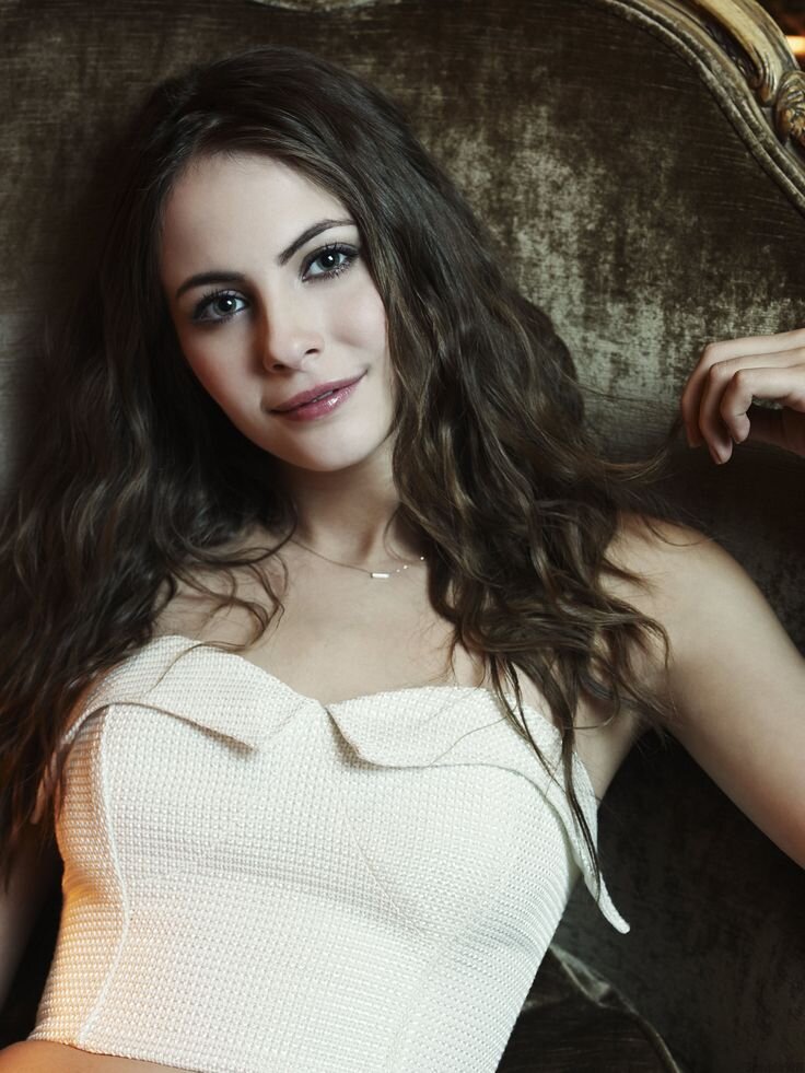 Willa Holland picture