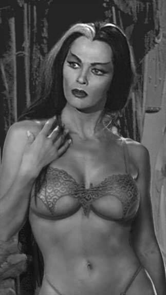 Yvonne de Carlo as Sexy Lilith picture