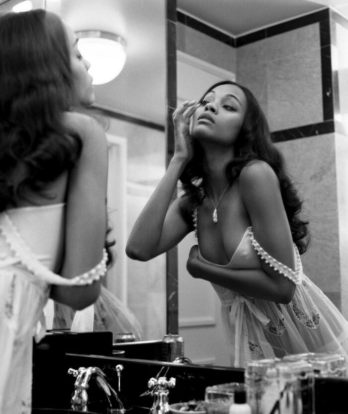 Zoe Saldana du film Les Gardiens de la Galaxie est magnifique en lingerie picture