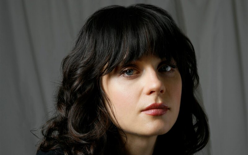 Zooey Deschanel picture