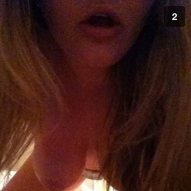 Nude snapchat slut. Nice tits. picture