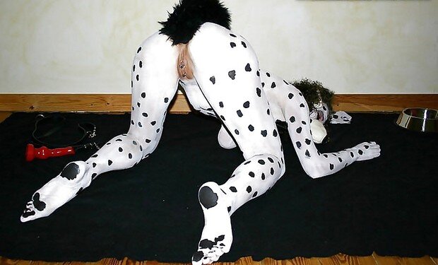#Amatuer #amateur #petgirl #body paint #ass #tail #mask #doggy #pierced #pussy #hot picture