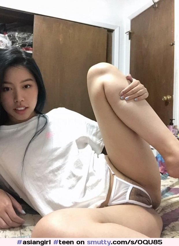 hot asian in sexy panties picture