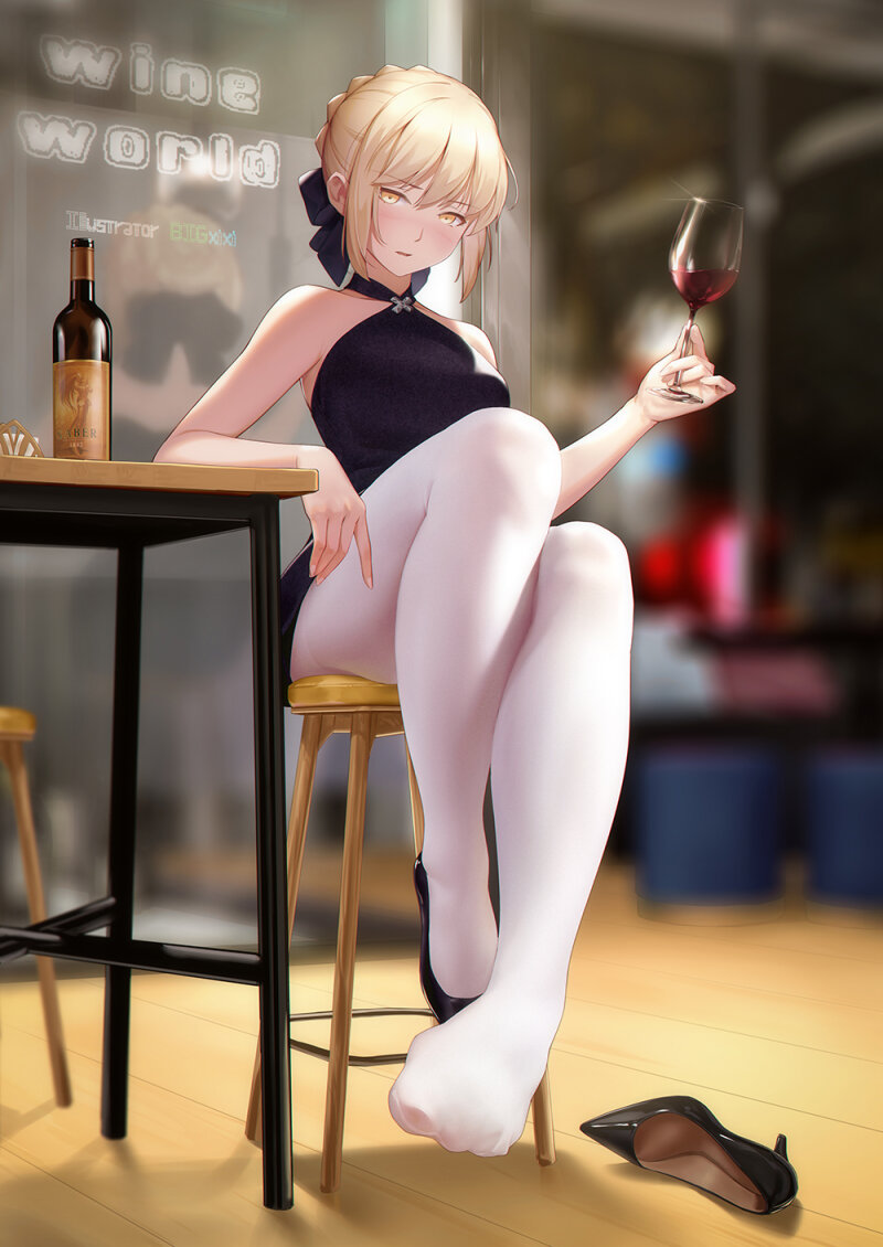 hot nylon wine picture