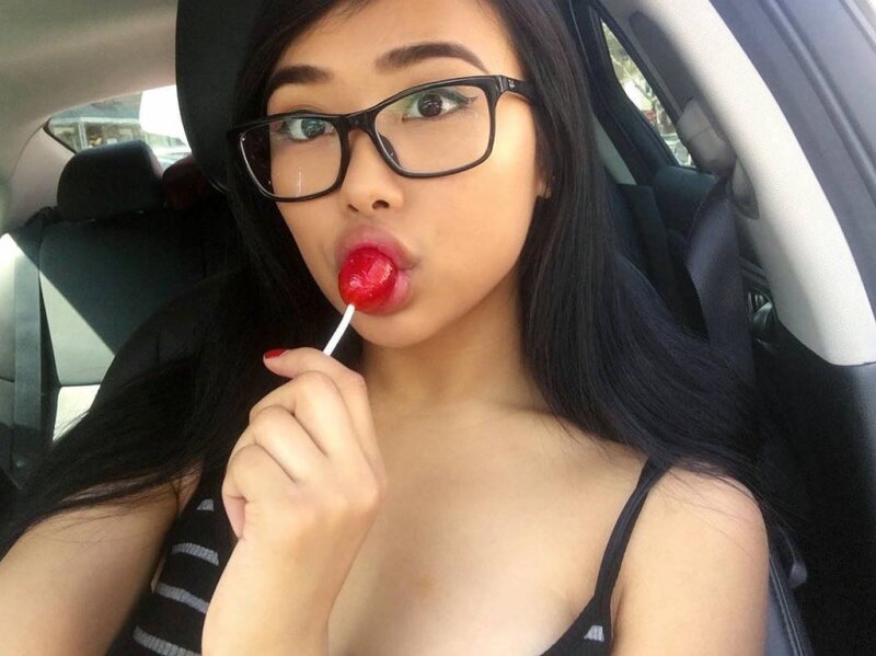 Red lolipop picture