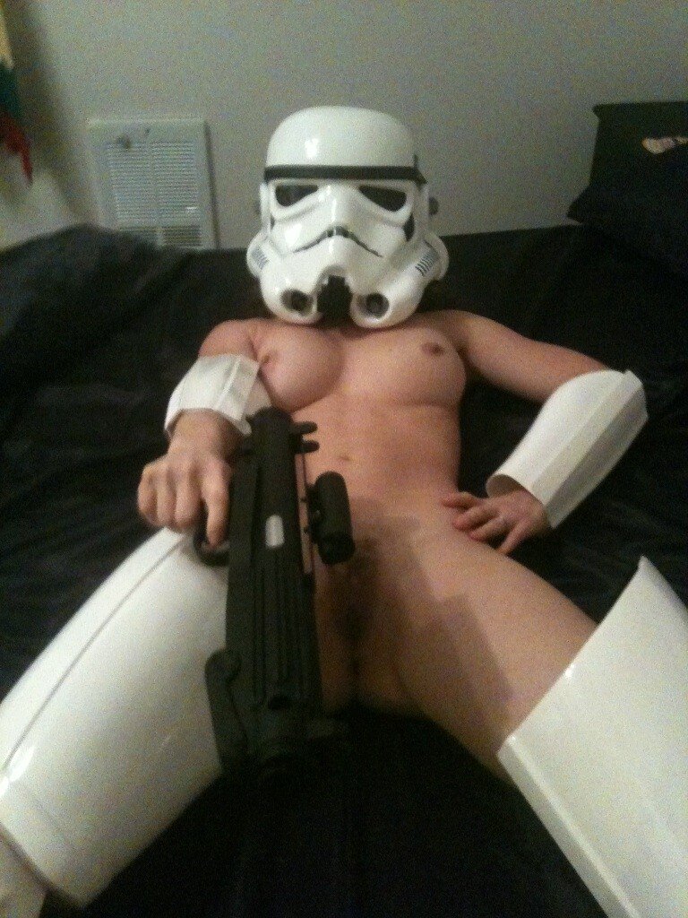 Nude Star Wars Cosplay picture