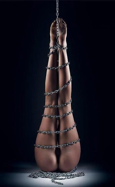 chained picture