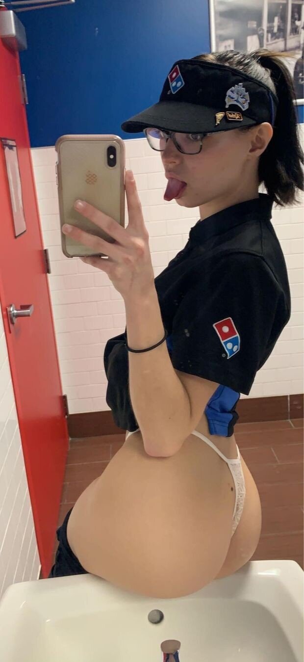 Dominos Selfie picture