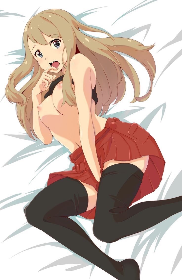 小威（PKMN）指法在她的裙子下 picture