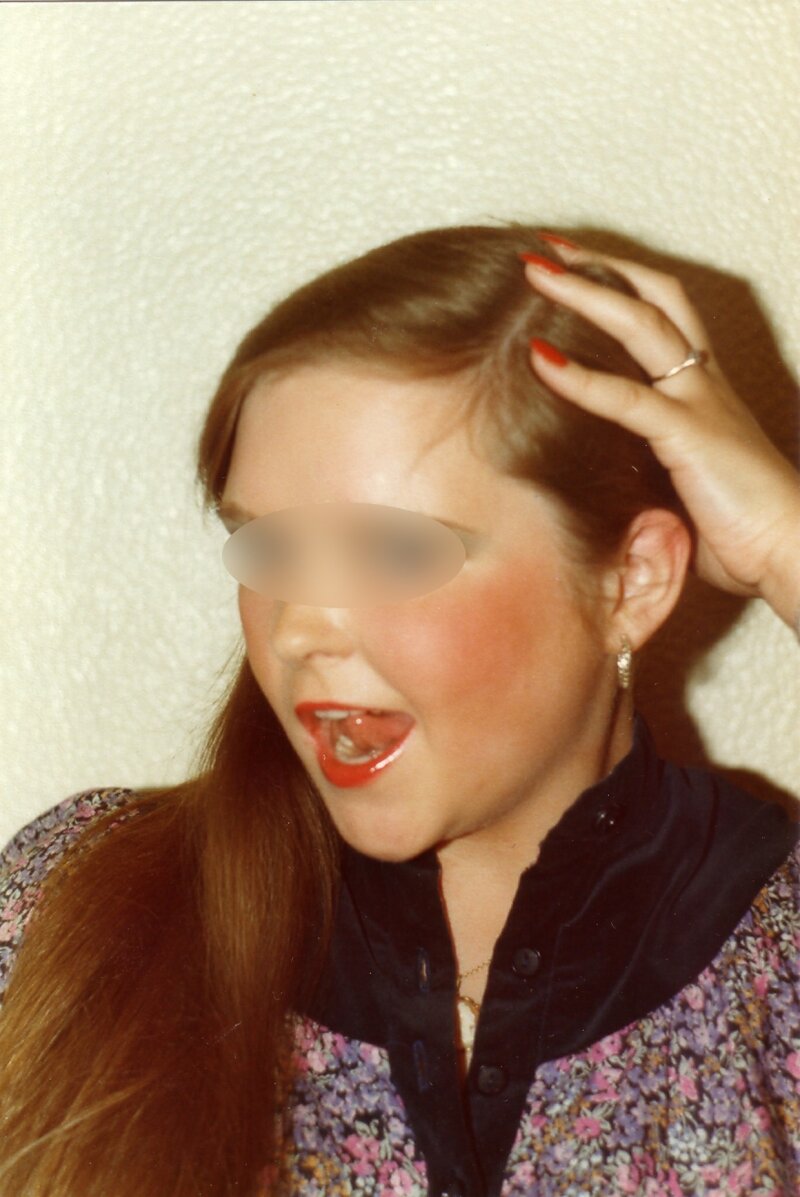 Karım, lütfen fotoğrafına yorum yapın picture