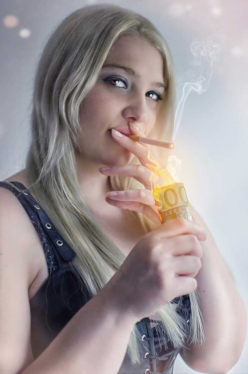 Smoking Goddess picture