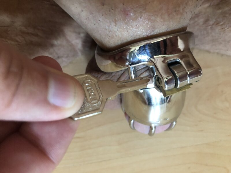 permanently locked - key broke in chastity lock picture