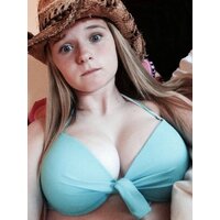  Big Tits Freckles Girlfriend  pics