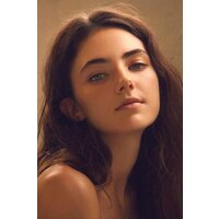  Brunette Portrait Shoulder  pics