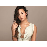  Celebrity Demi Lovato Pictures  pics