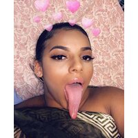  Babes Tongue  pics